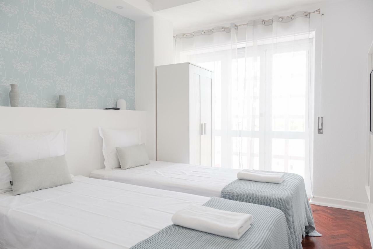 4U Lisbon Suites & Guesthouse VII Airport Exterior photo
